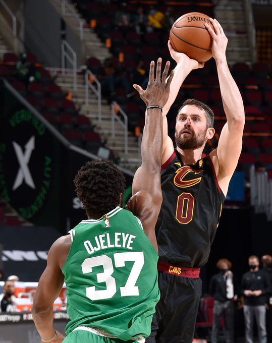 分别迎战加 分别迎战加